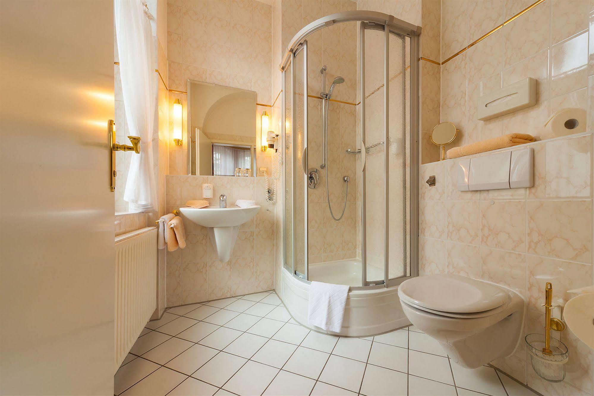 Hotel Residenz Joop มัคเดอบวร์ก ภายนอก รูปภาพ
