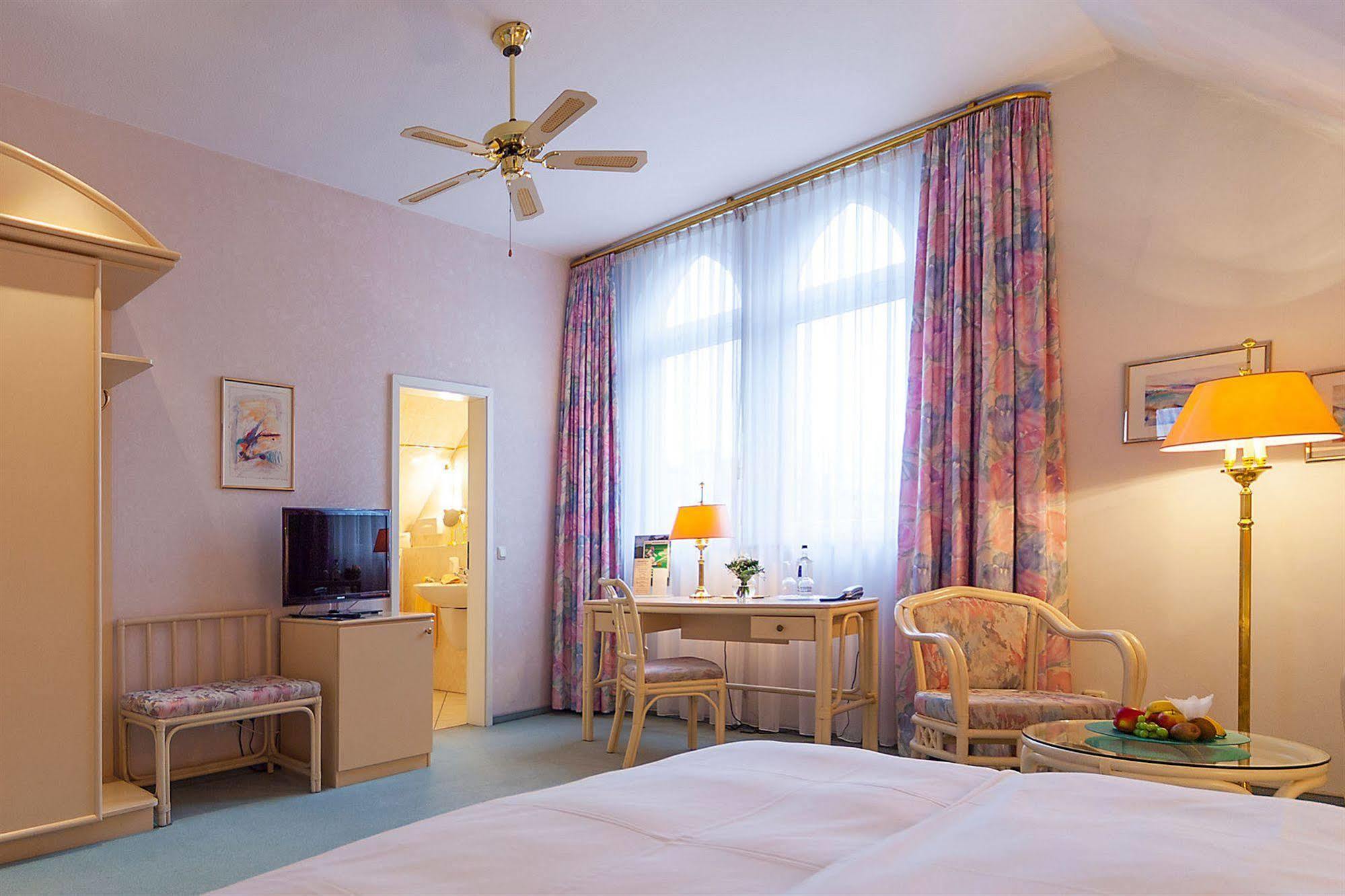 Hotel Residenz Joop มัคเดอบวร์ก ภายนอก รูปภาพ